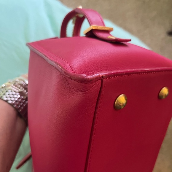 Saint Laurent Fuchsia Leather Satchel - Picture 11 of 12